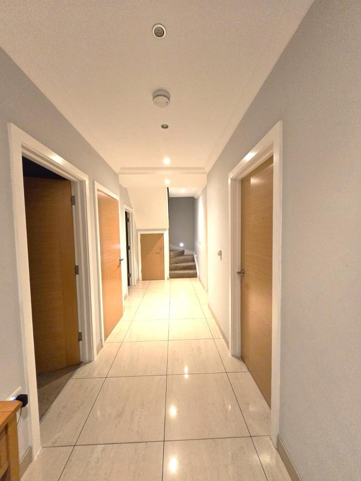 Double Room In Bromley Exterior photo