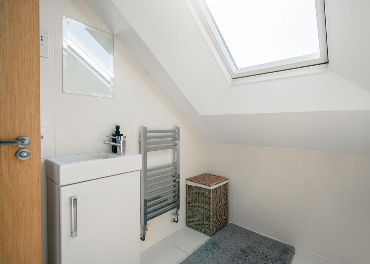 Double Room In Bromley Exterior photo